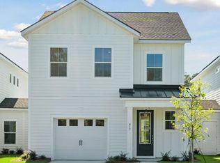 430 Queenview Ln, Charleston, SC 29414