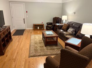 840 Main St APT 3, Warren, RI 02885