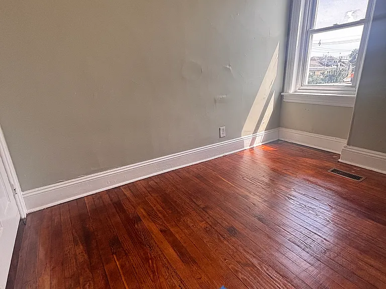 837 Genesee St #1 — Photo 1