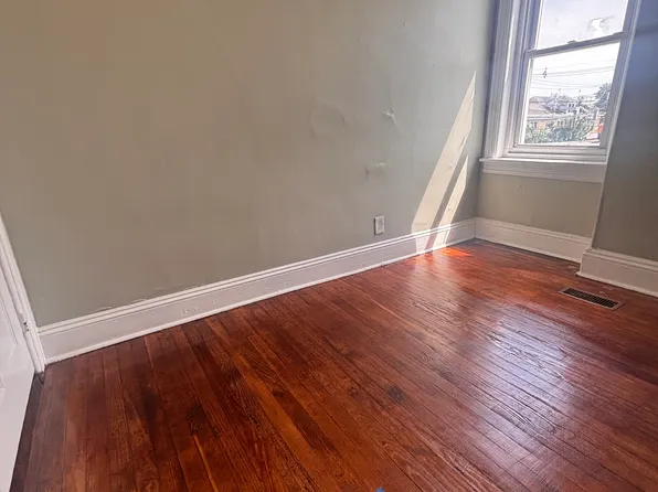 837 Genesee St #1, Trenton, NJ 08610