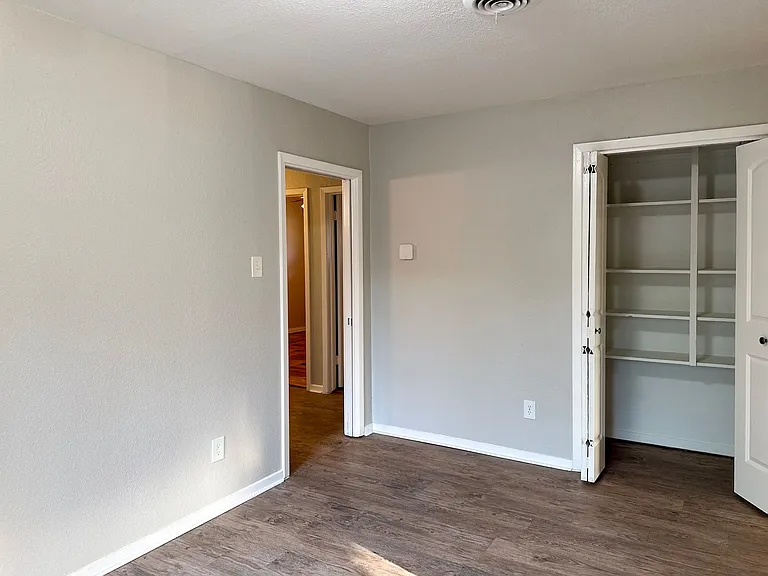50351 Bryant St — Photo 10