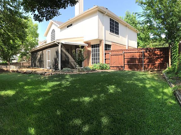 4th image of 1077 Woodbriar Dr