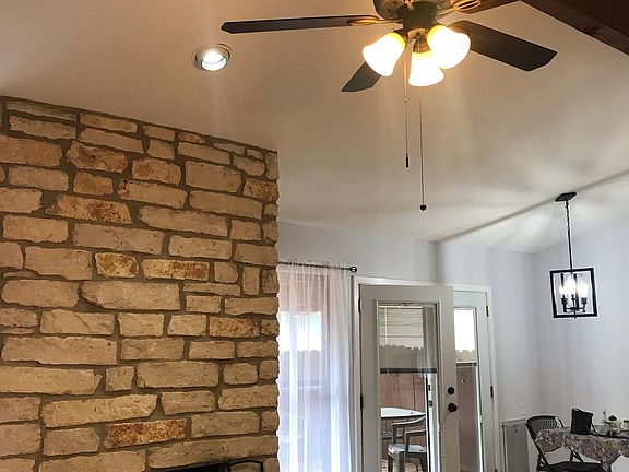 2nd image of 5107 Leralynn St APT 203