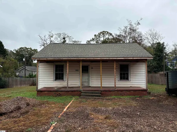 46 Dorsey Blvd, Greenville, SC 29611