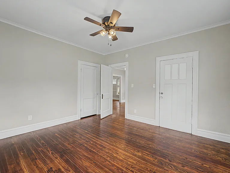 1308 W Easton St — Photo 22