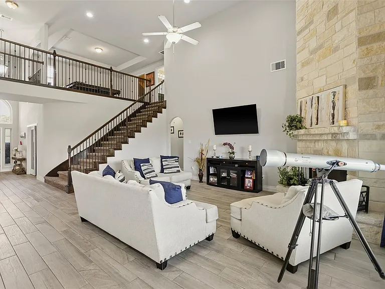 10311 Silver Shield Way — Photo 8