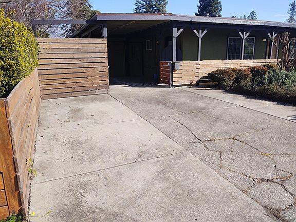 2nd image of 1406 Carol Drive