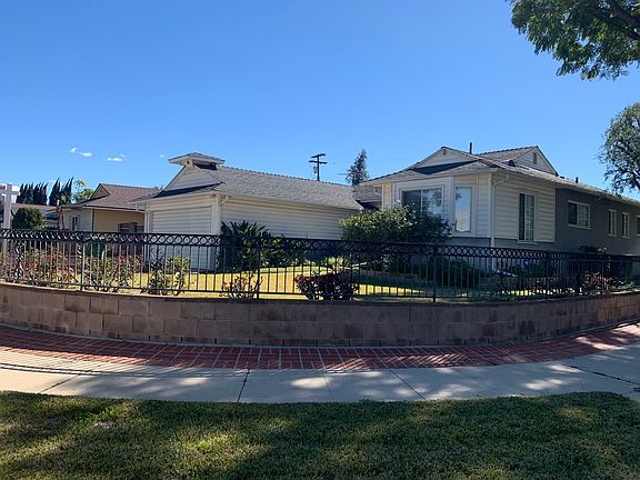 5th image of 16326 Stare St