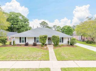 14413 Courtshire Ave, Baton Rouge, LA 70817