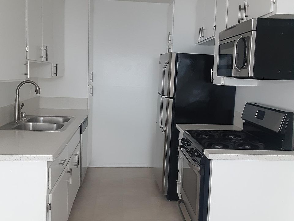 1st image of 1433 Armacost Ave #A17kam1ny