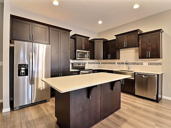 3rd image of 3321 6th Way E Unit B