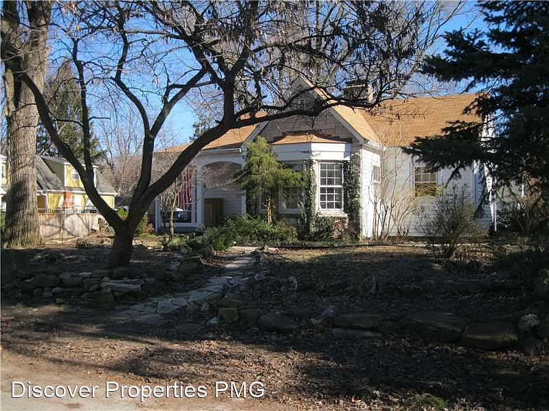 1st image of 5841 Indianola Ave
