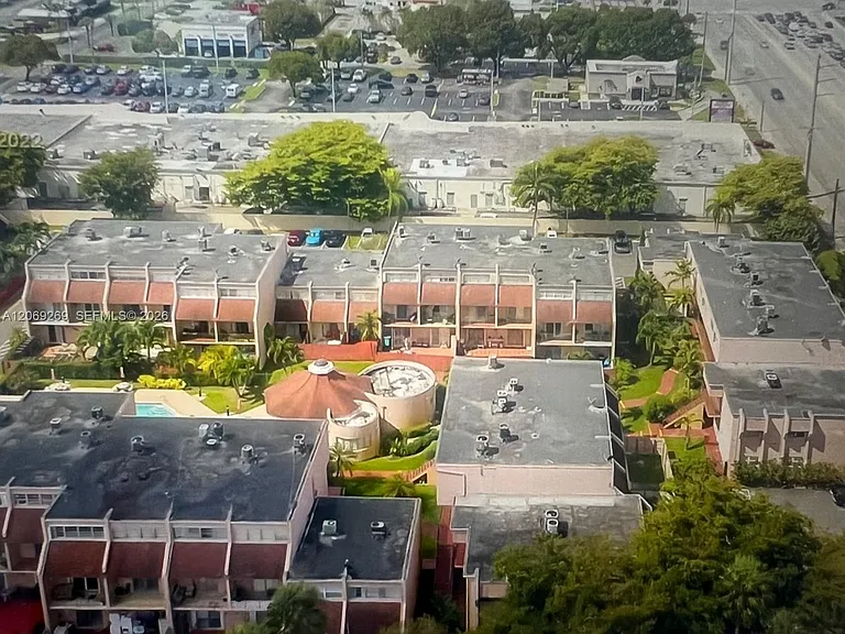 10500 SW 8th St #410 — Photo 30