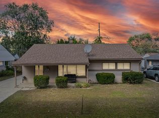 867 E Kalama Ave, Madison Heights, MI 48071