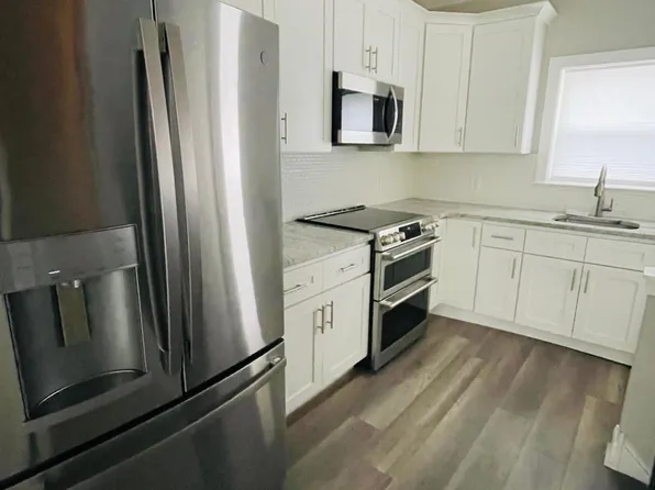 1254 N Burns St, Philadelphia, PA 19121