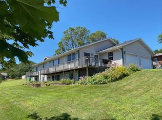 11355 Gray St, Trempealeau, WI 54661