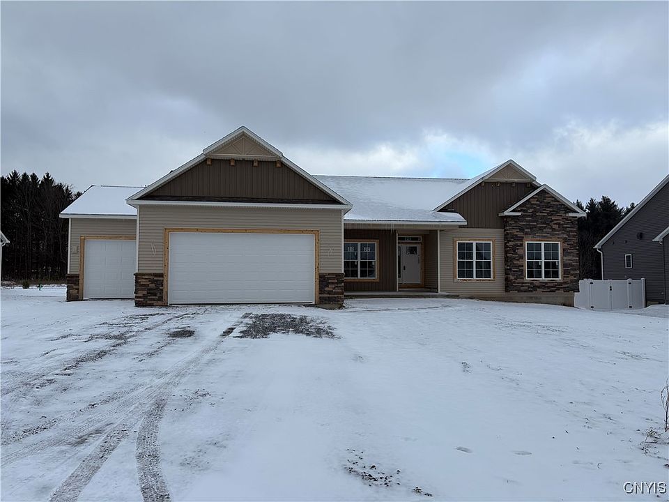 1st image of LOT 7 Hollyshire Way