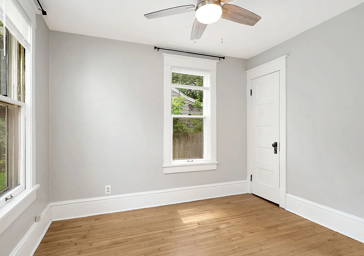 Single Family Home in Kimberly — Photo 2