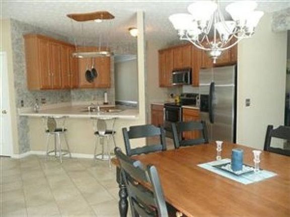 5th image of 21337 Oakhurst Ln