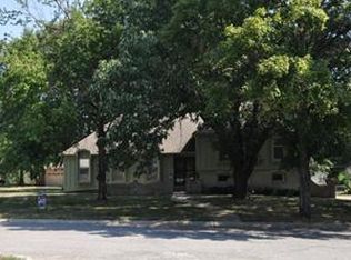 10901 Virginia Ave, Kansas City, MO 64131