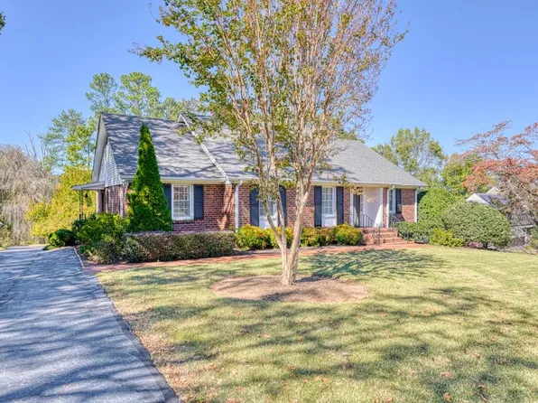 230 Sheffield Rd, Greer, SC 29651