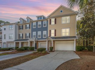 228 Fair Sailing Rd, Mount Pleasant, SC 29466