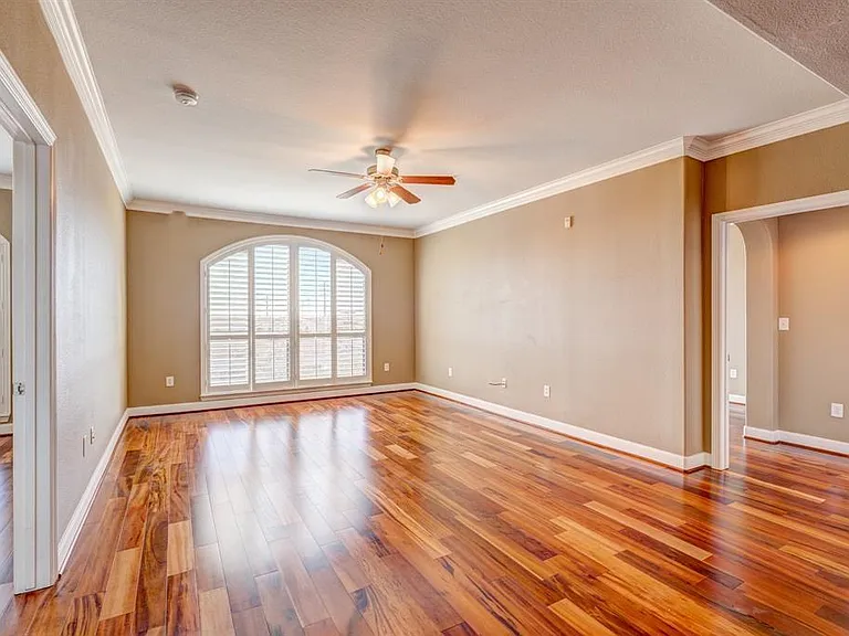 2299 Lone Star Dr #446 — Photo 3