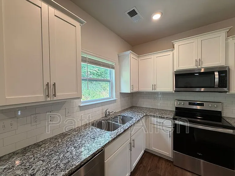 138 Marathon Ln — Photo 5