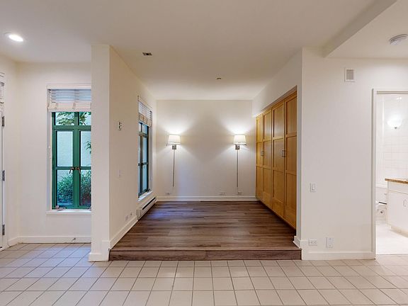 5th image of 1059 Union St APT G