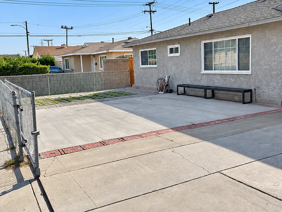 11951 Santa Rosalia St