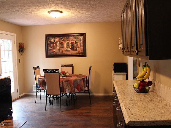 5th image of 71 Cypress Dr