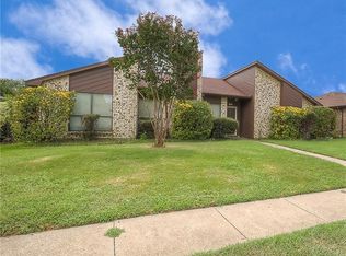 614 Rosedown Ln, Mesquite, TX 75150