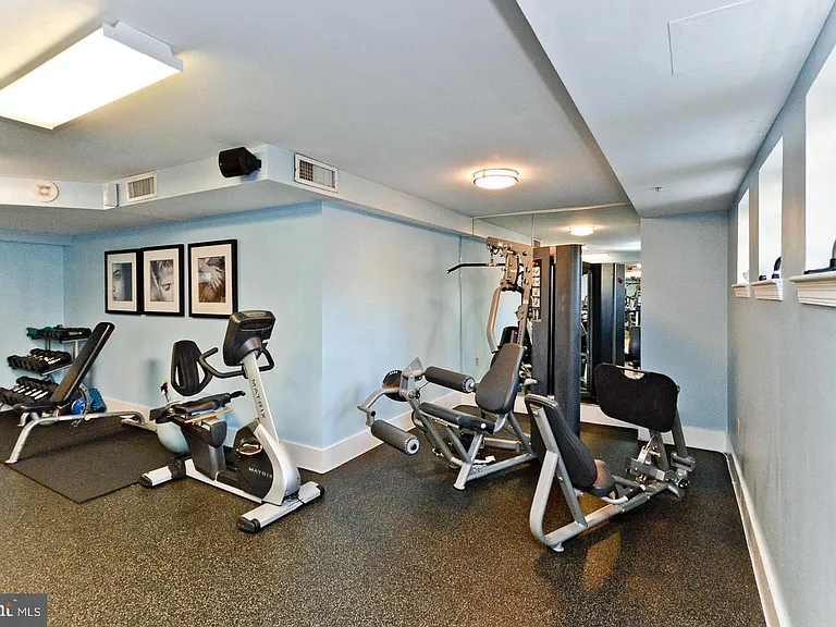 555 Massachusetts Ave NW #313 — Photo 39