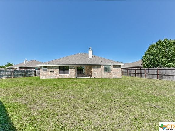 2nd image of 2203 Flagstaff Dr