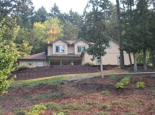 4973 Hunters Glen Dr, Eugene, OR 97405