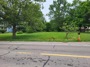 1053 Savage Rd, Van Buren Township, MI 48111