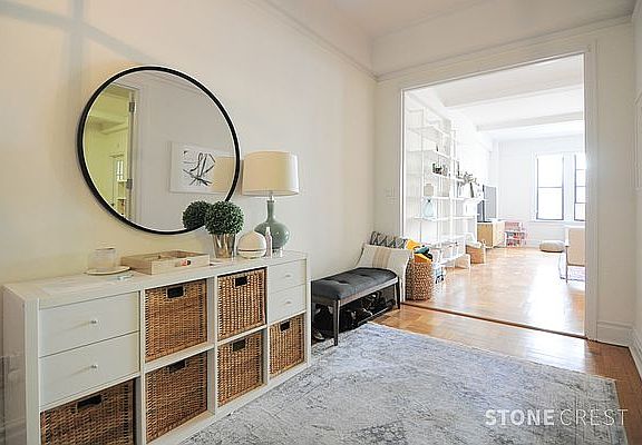 5th image of 168 W 86th St APT 8C