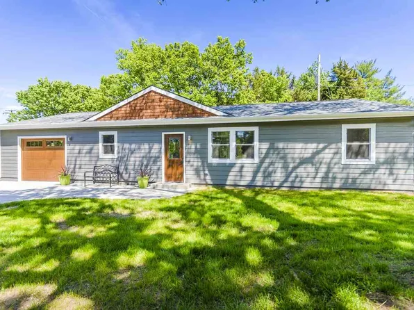 936 Wildcat Rdg, Manhattan, KS 66502