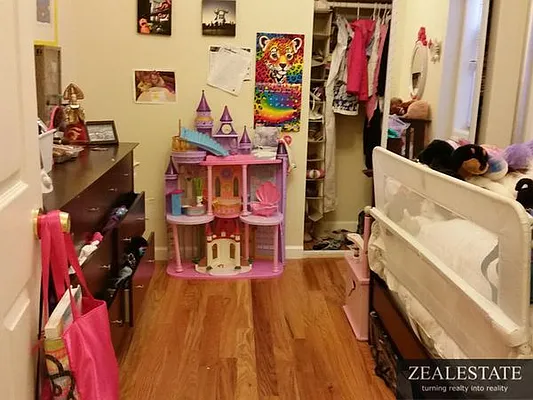 Rented by ZealEstate Group Inc | media 24