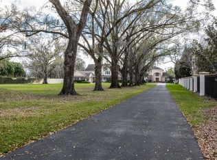 3210 Ehrlich Rd, Tampa, FL 33618