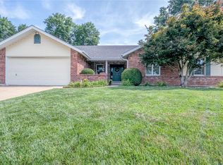 9 S Joyce Ellen Way, Saint Peters, MO 63376
