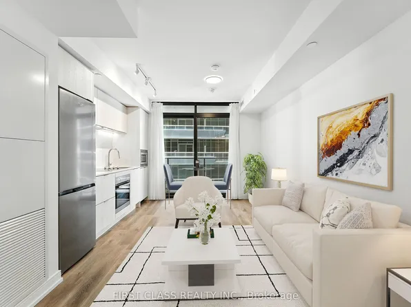 1 Jarvis St #1115, Hamilton, ON L8R 3J2