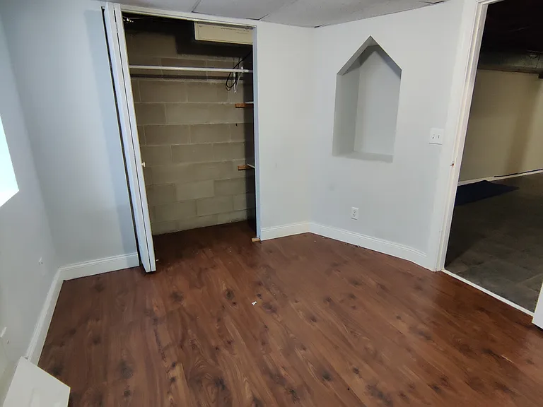 5729 Xerxes Ave S — Photo 18