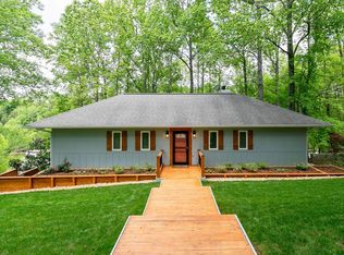 68 Chestnut St, Estill Springs, TN 37330
