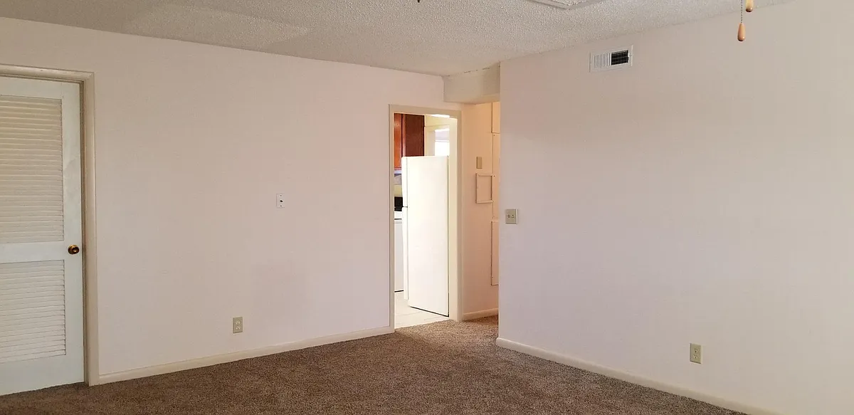 Building Photo - 5491 Danieli 5487 Dr