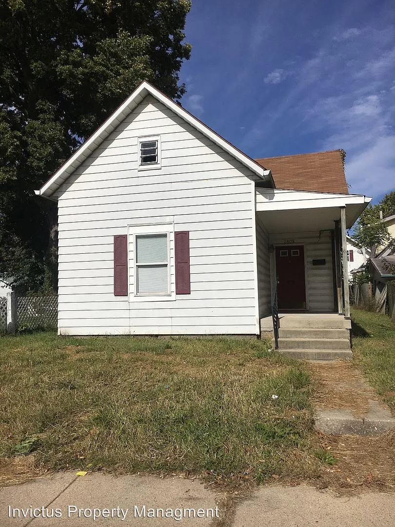 2808 W 10th St photo 1