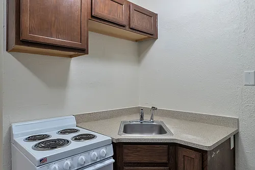 241 N 800 W Photo 1