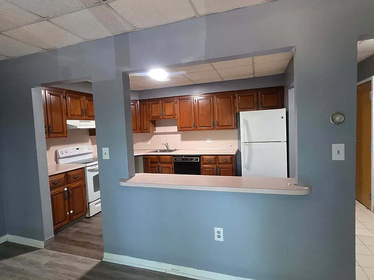 27-43 Framingham Dr — Photo 6