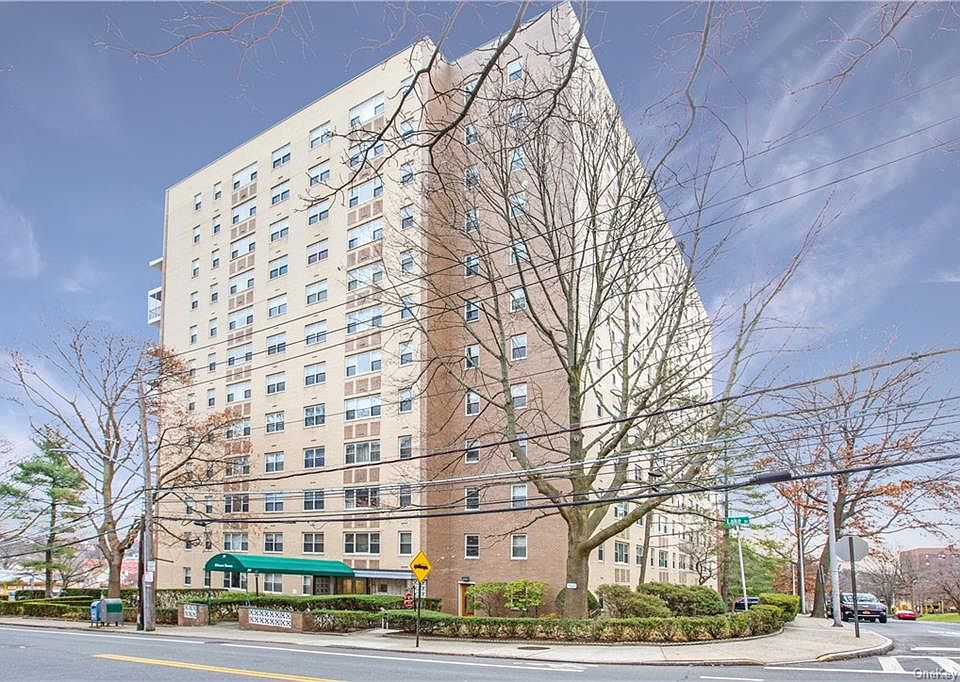 1st image of 30 Lake St APT 11H