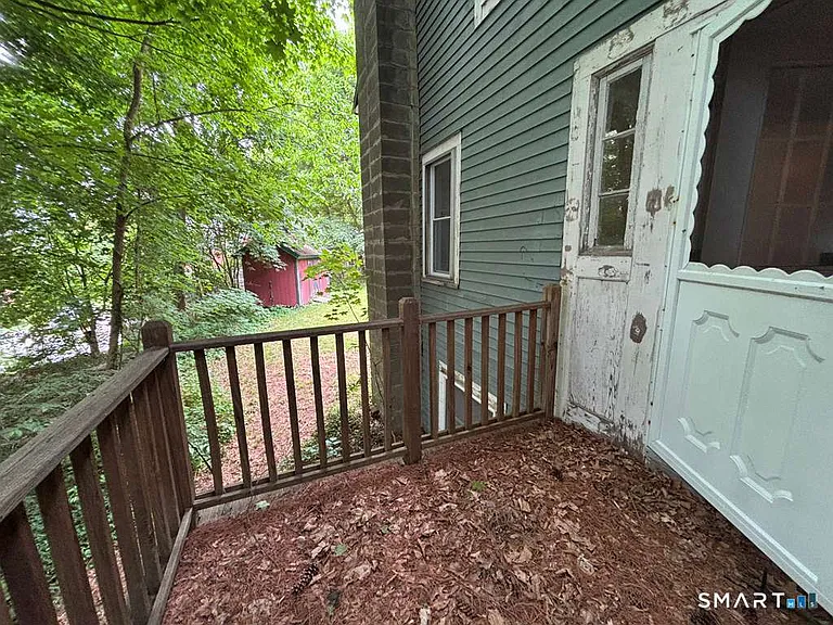 7 Seminary Rd — Photo 15